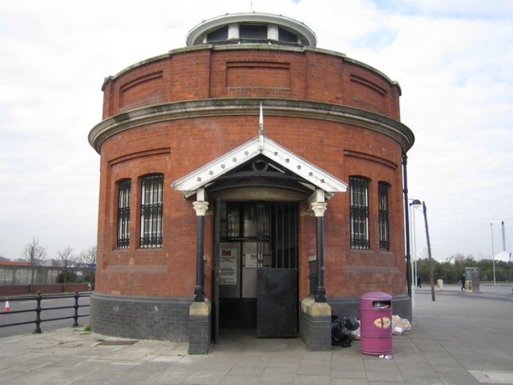 Woolwich Foot Tunnel Trip Packages