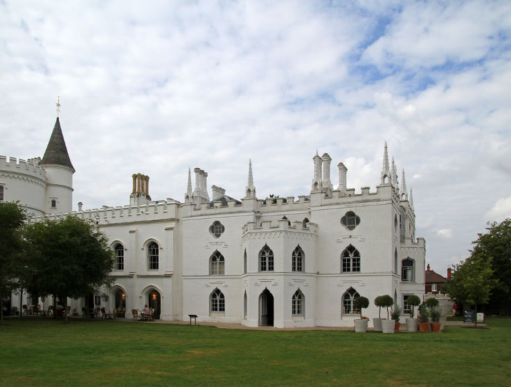 Strawberry Hill Trip Packages